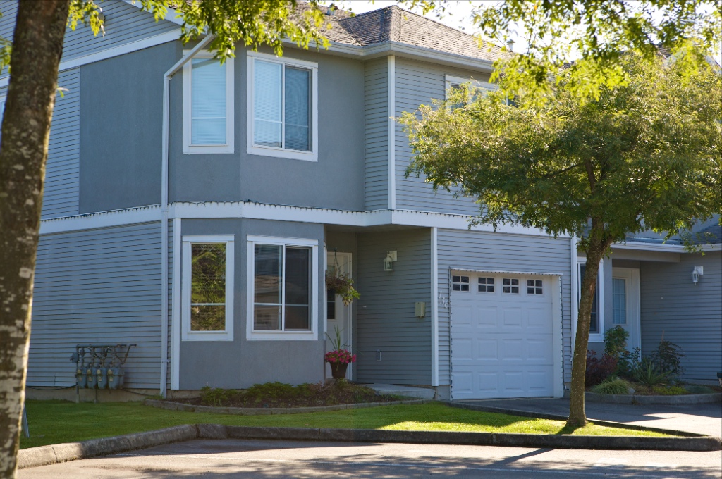 22950 116 Avenue, East Central - Image