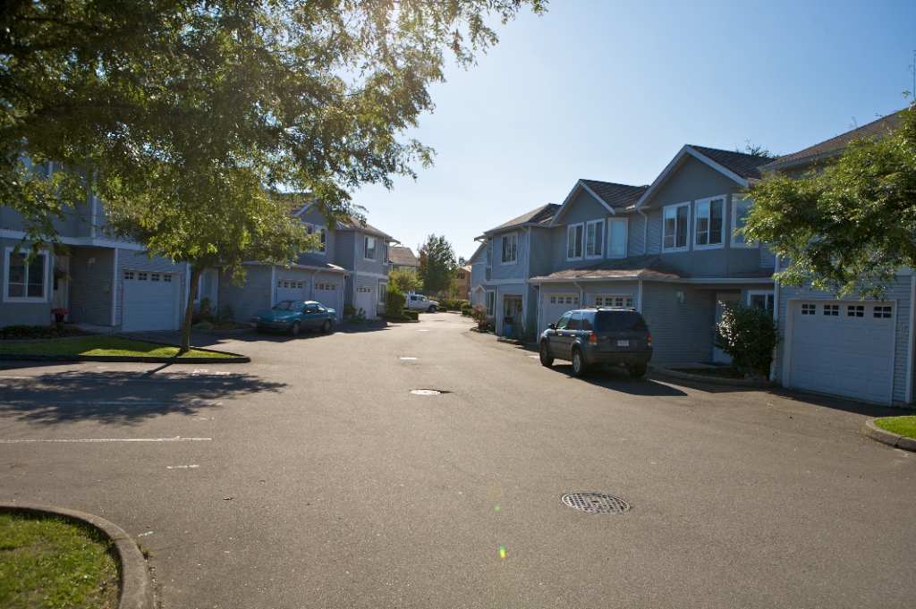 22950 116 Avenue, East Central - Image