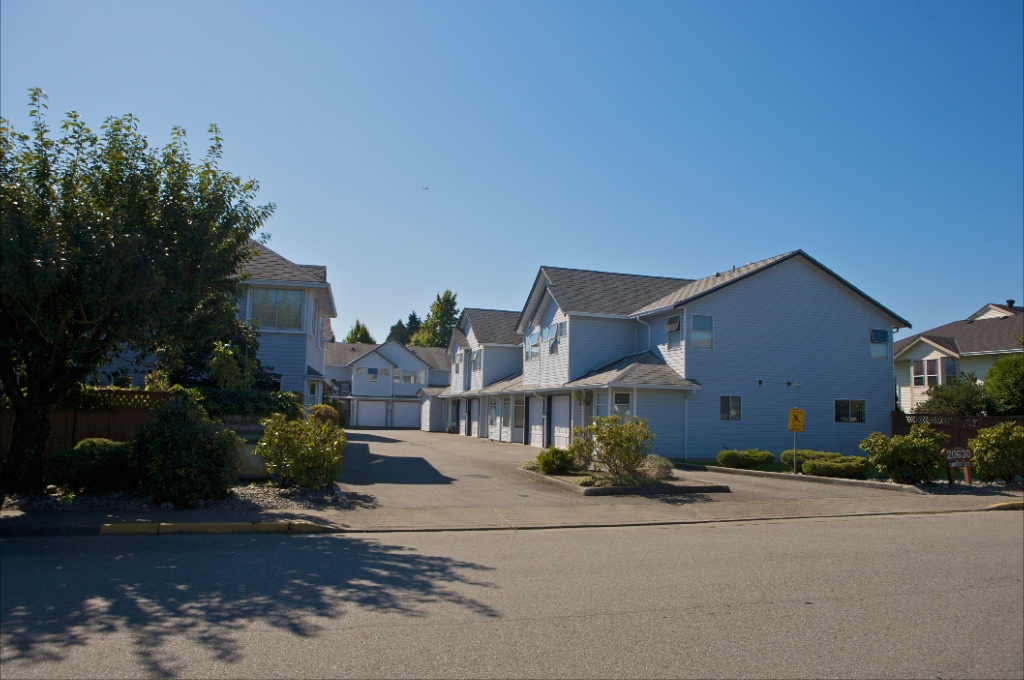 20630 118 Avenue, Southwest Maple Ridge - Image