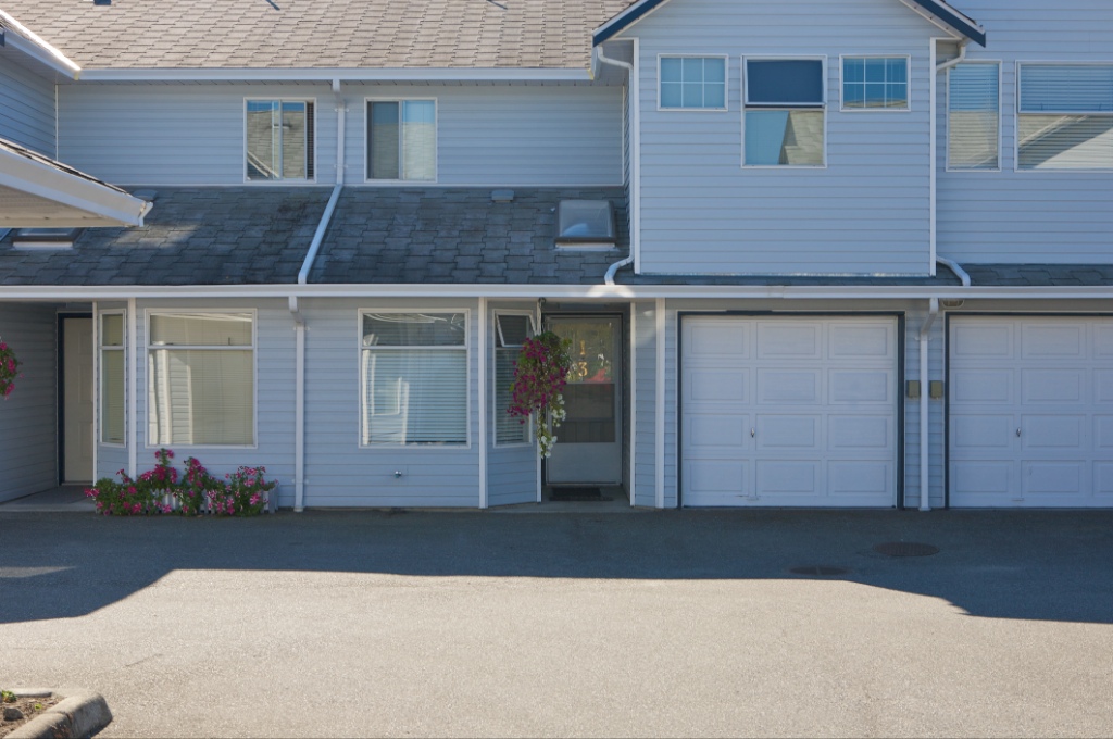 20630 118 Avenue, Southwest Maple Ridge - Image