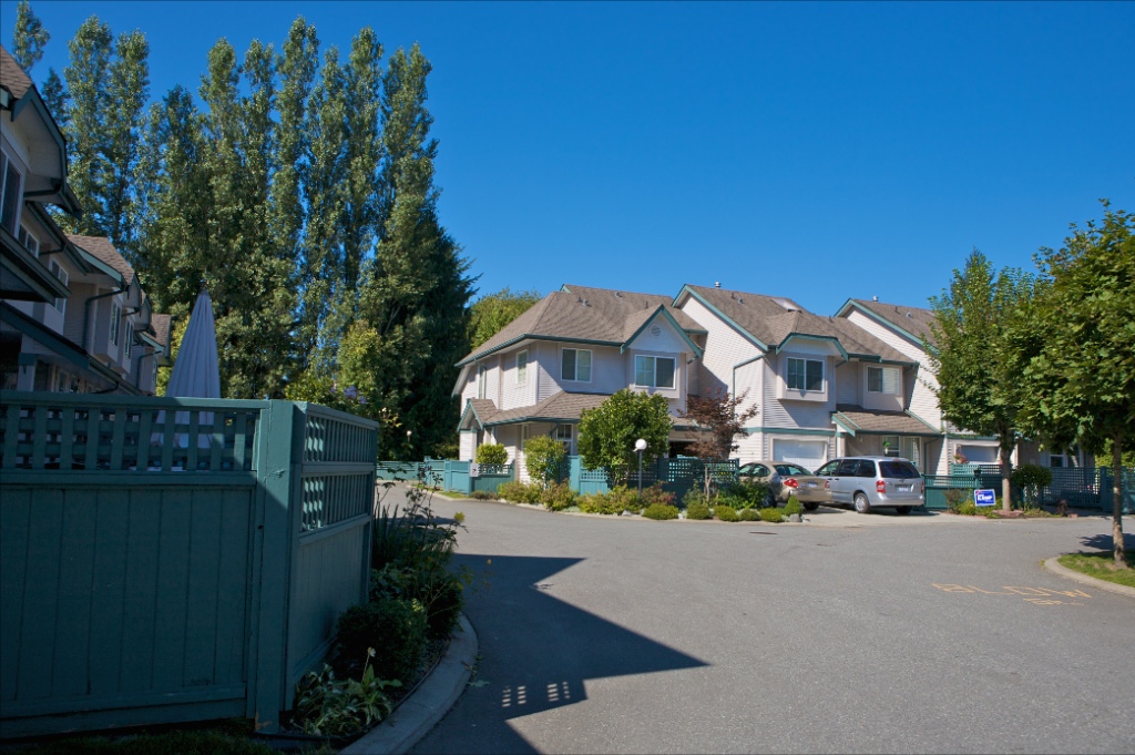 21015 118 Avenue, Southwest Maple Ridge - Image