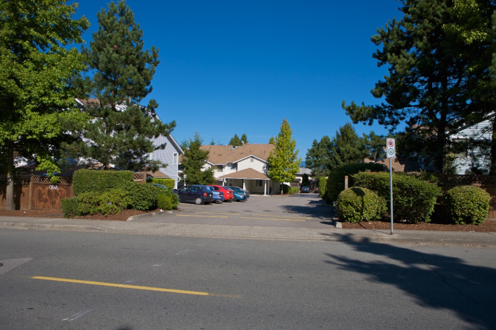 22411 - 22412 124 Avenue, East Central - Image