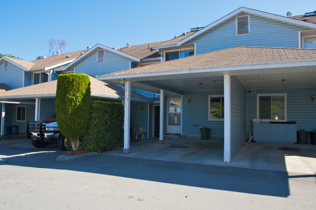 22411 - 22412 124 Avenue, East Central - Image