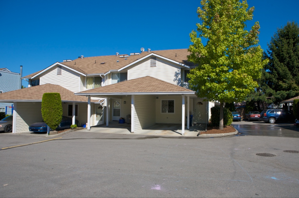 22411 - 22412 124 Avenue, East Central - Image