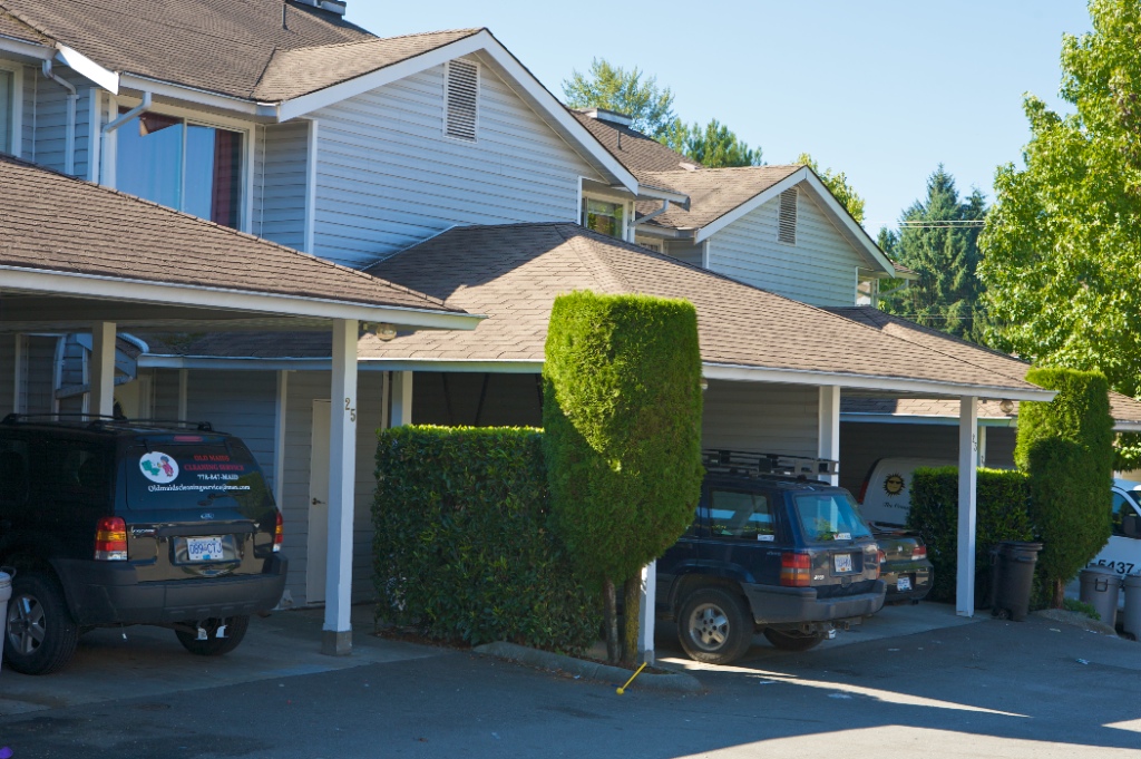 22411 - 22412 124 Avenue, East Central - Image