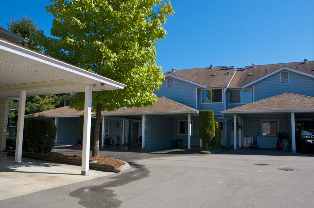 22411 - 22412 124 Avenue, East Central - Image