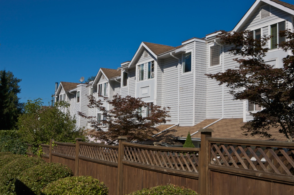 22411 - 22412 124 Avenue, East Central - Image