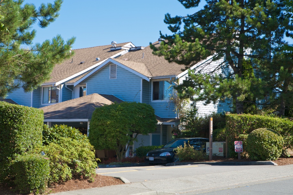 22411 - 22412 124 Avenue, East Central - Image