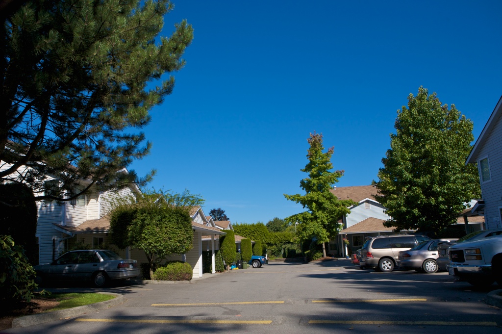 22411 - 22412 124 Avenue, East Central - Image