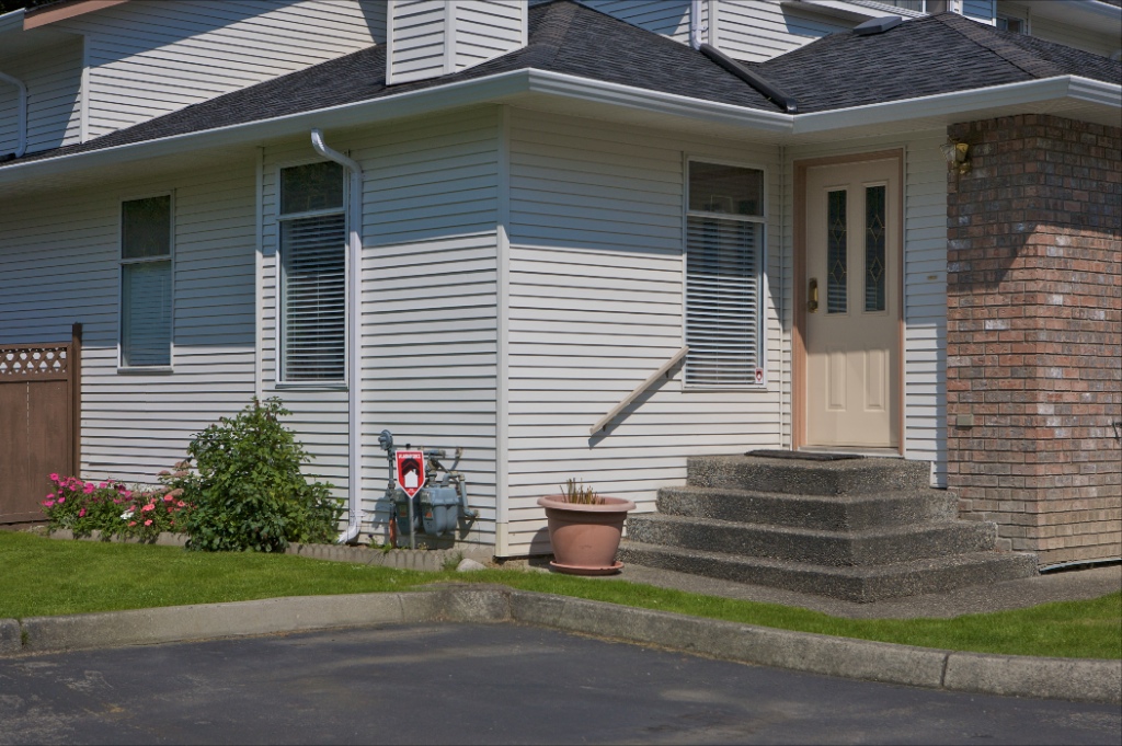 22900 126 Avenue, East Central - Image