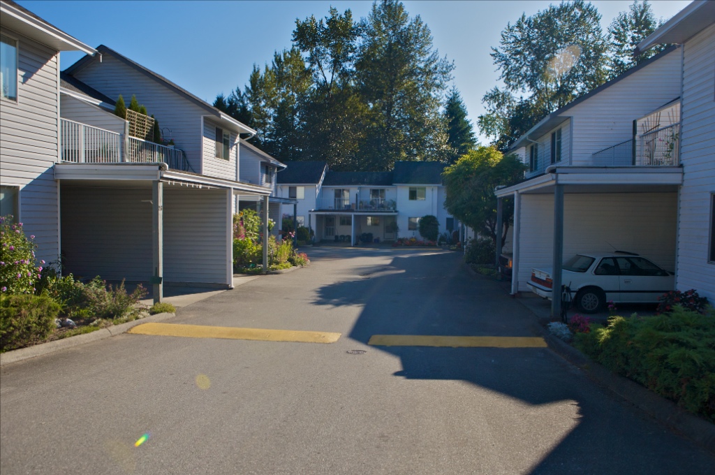 12070 207A Street, Northwest Maple Ridge - Image