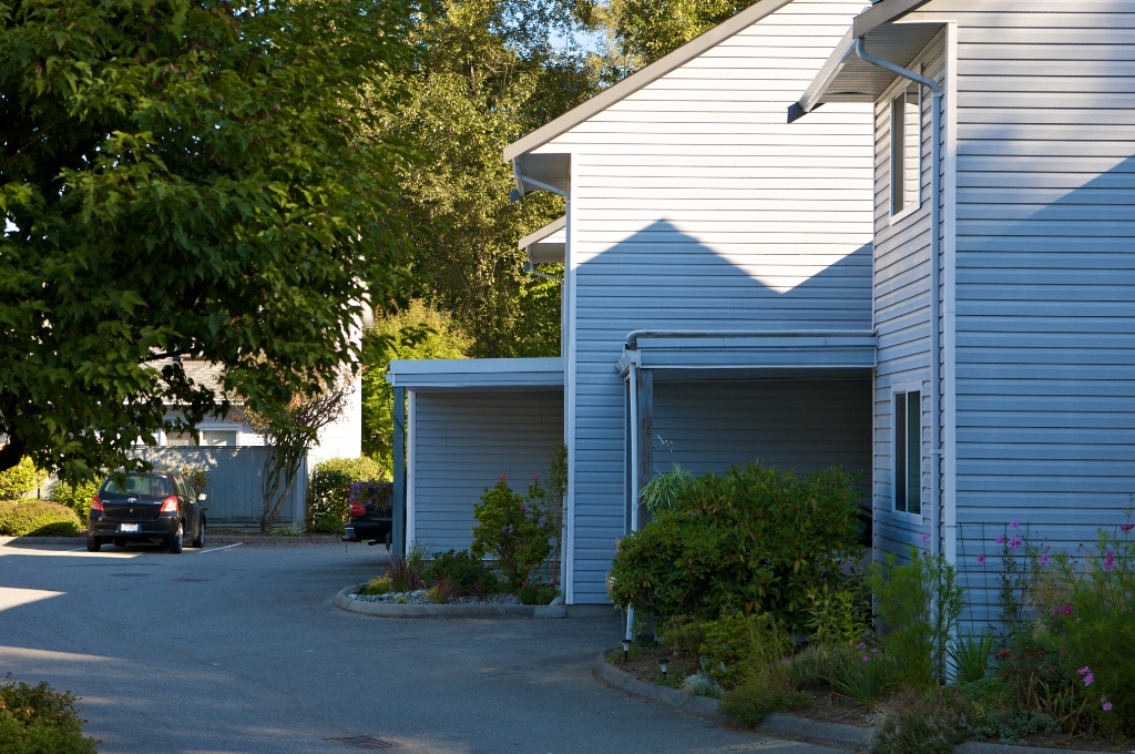 12070 207A Street, Northwest Maple Ridge - Image
