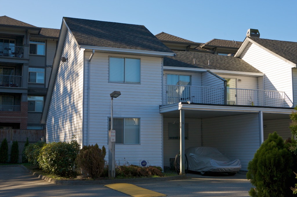 12070 207A Street, Northwest Maple Ridge - Image