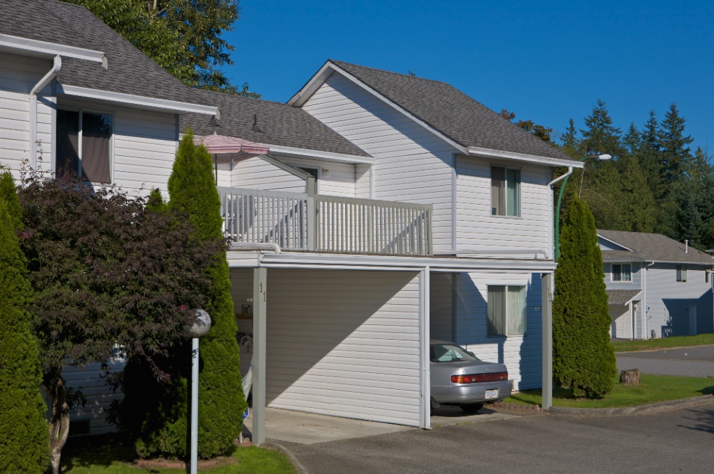 12075 207A Street, Northwest Maple Ridge - Image