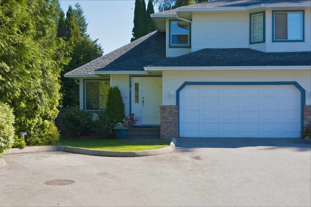 11534 207 Street, Southwest Maple Ridge - Image