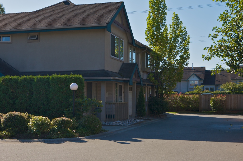 11860 210 Street, Southwest Maple Ridge - Image