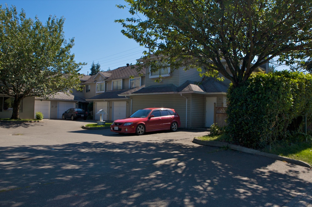 12020 216 Street, West Central - Image