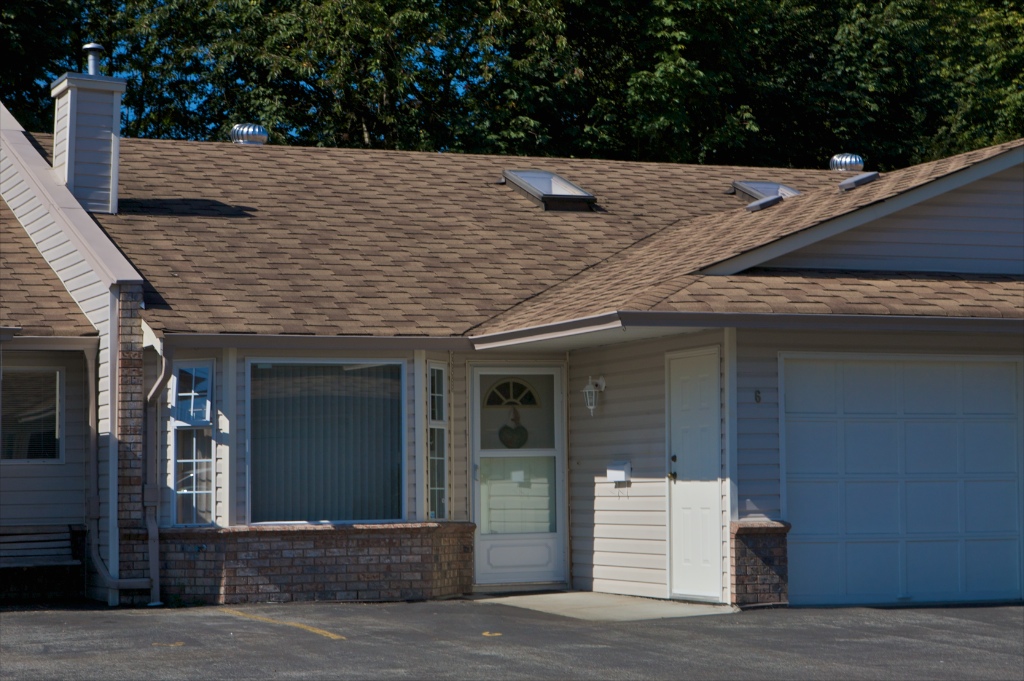 12049 217 Street, West Central - Image