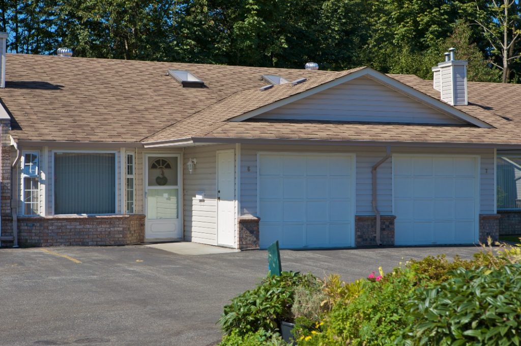 12049 217 Street, West Central - Image