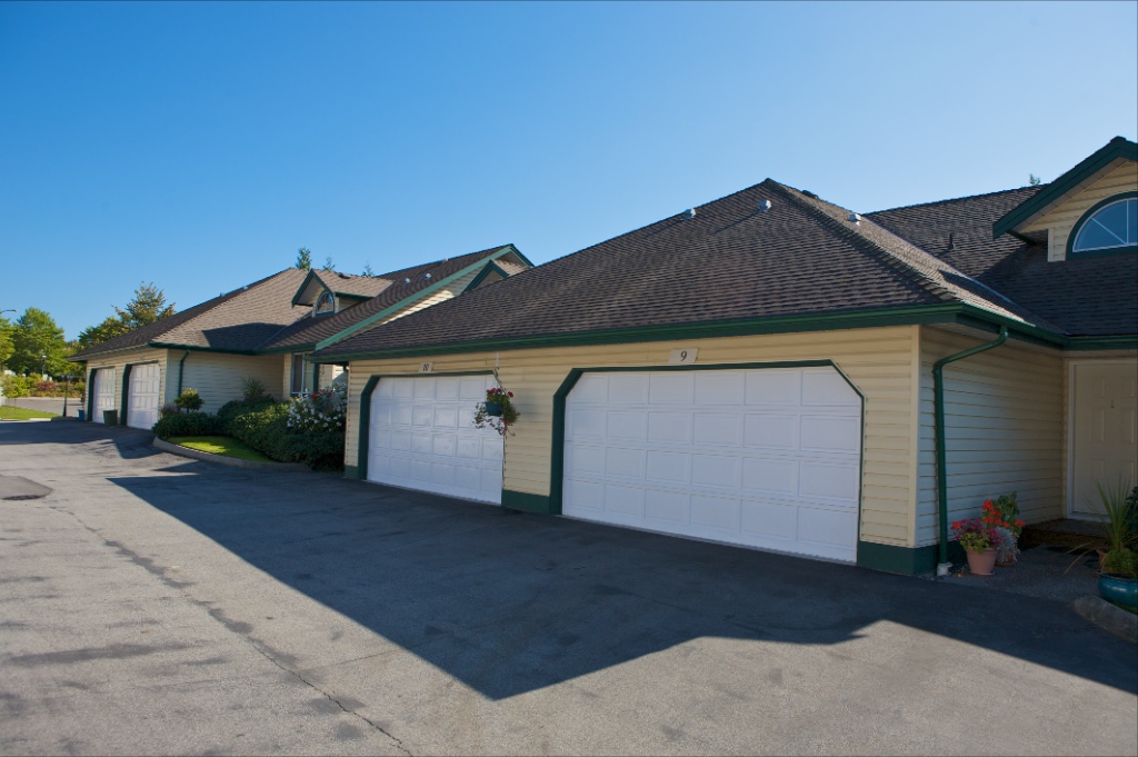 11485 227 Street, East Central - Image