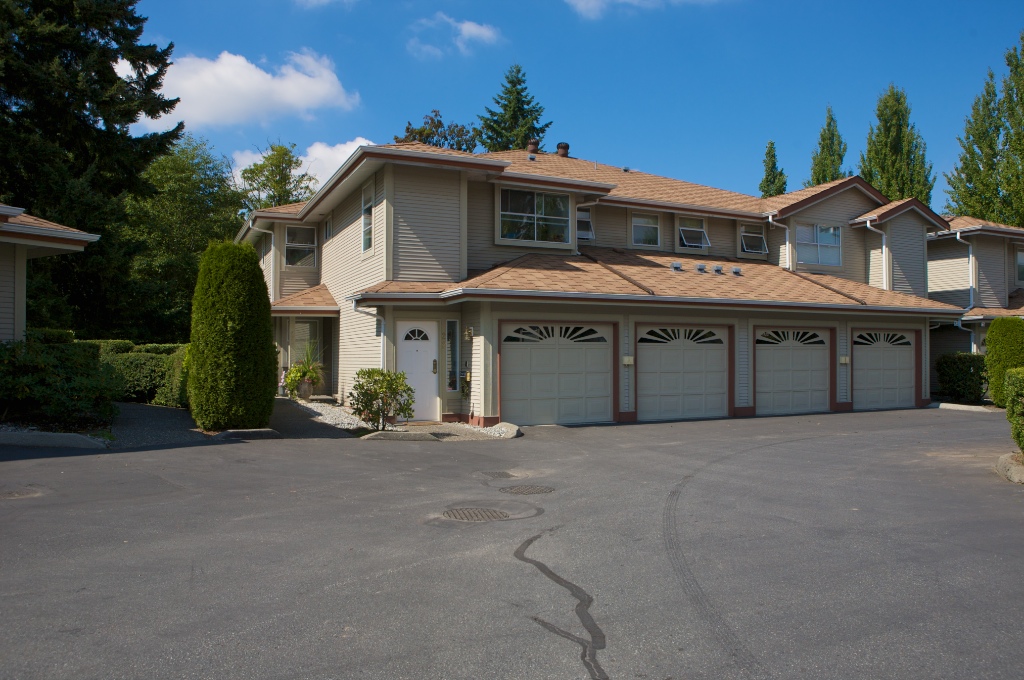 12071 232B Street, East Central - Image
