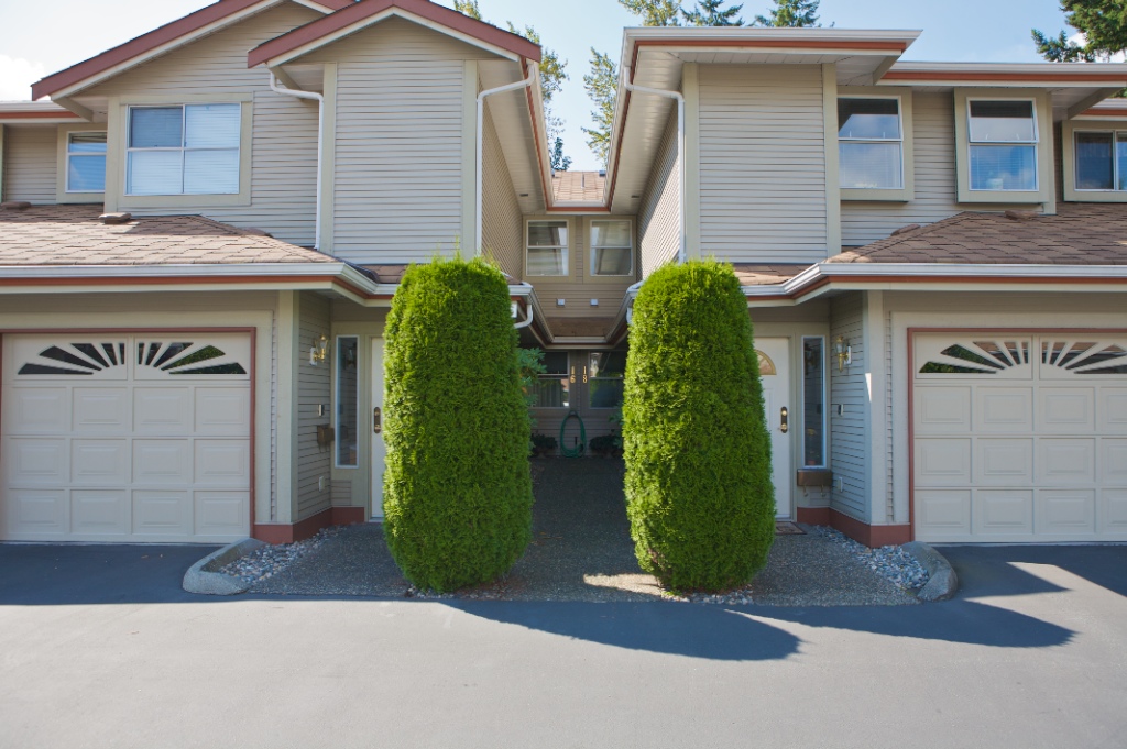 12071 232B Street, East Central - Image
