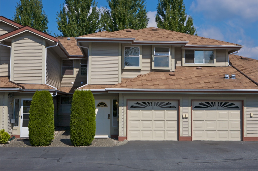 12071 232B Street, East Central - Image