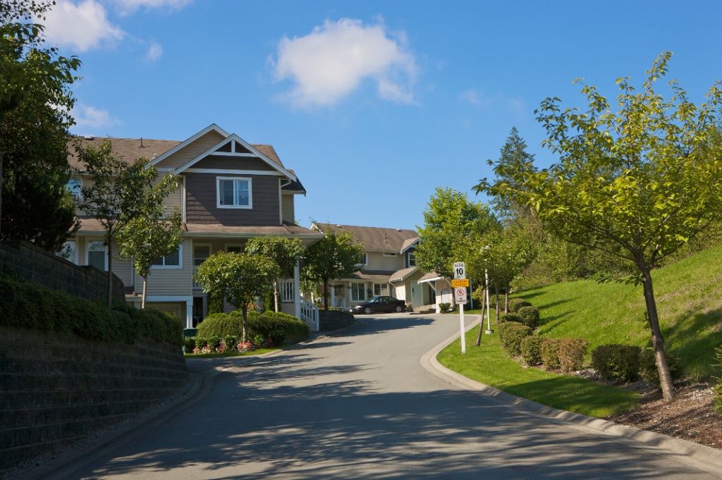 11255 232 Street, East Central - Image