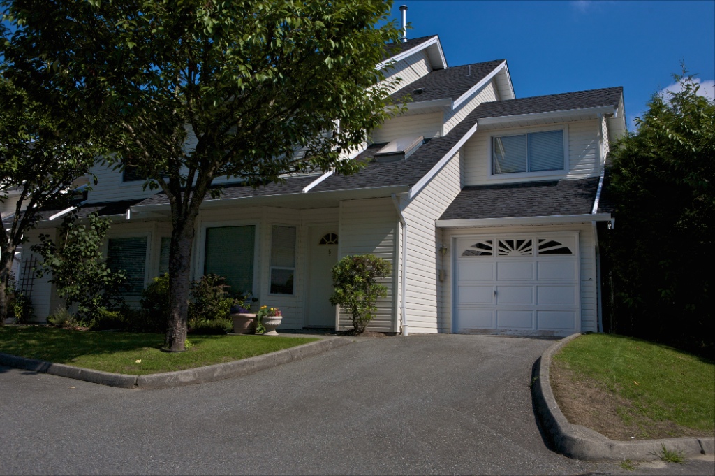 11588 232 Street, Cottonwood - Image