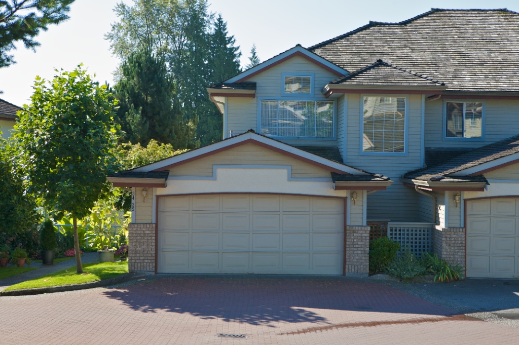 11502 Burnett Street, East Central - Image