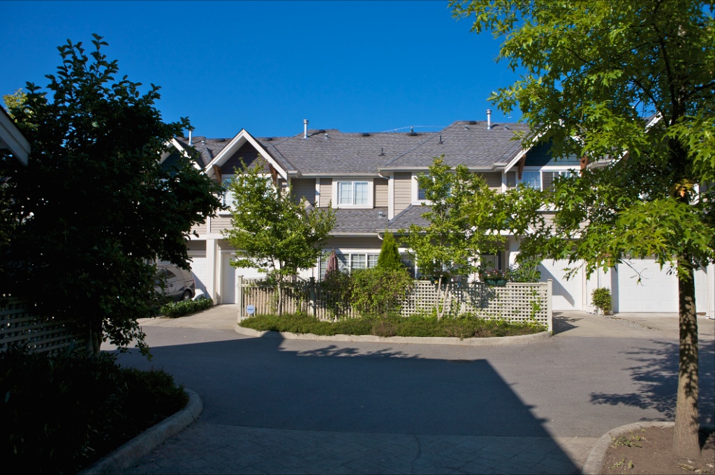 11528 Burnett Street, East Central - Image