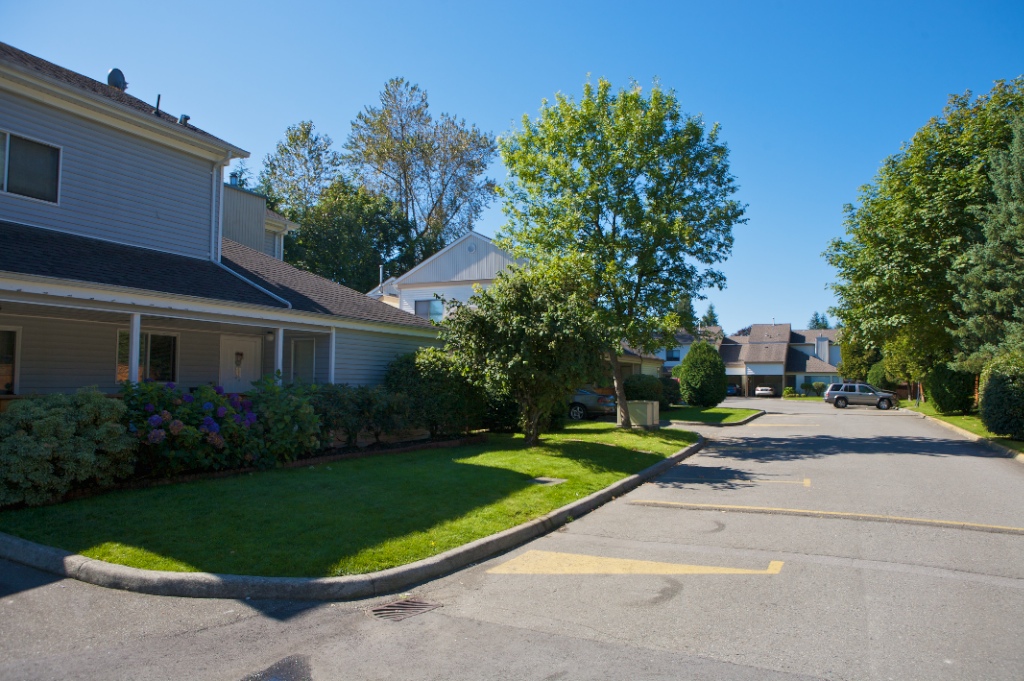 21707 Dewdney Trunk Road, West Central - Image