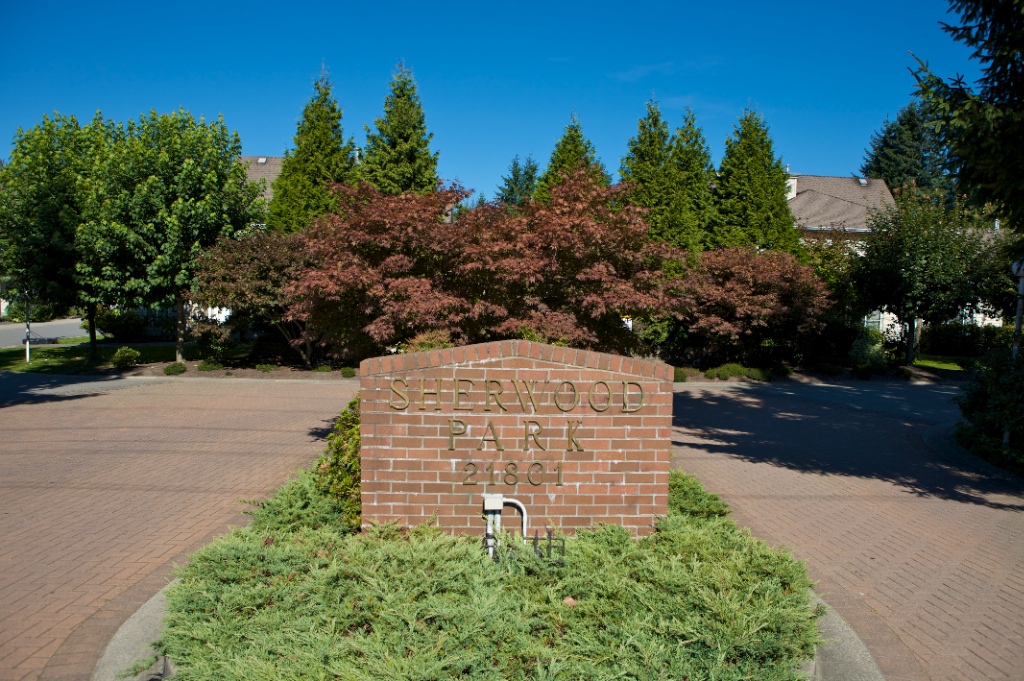21801 Dewdney Trunk Road, West Central - Image