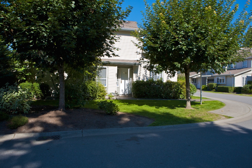21801 Dewdney Trunk Road, West Central - Image