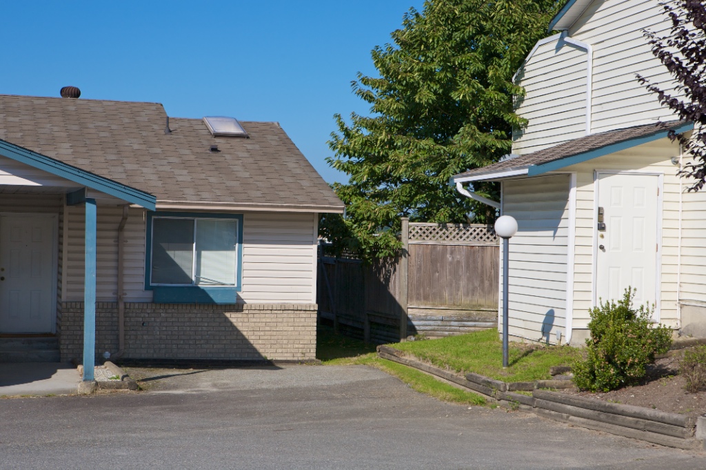 11464 Fisher Street, East Central - Image