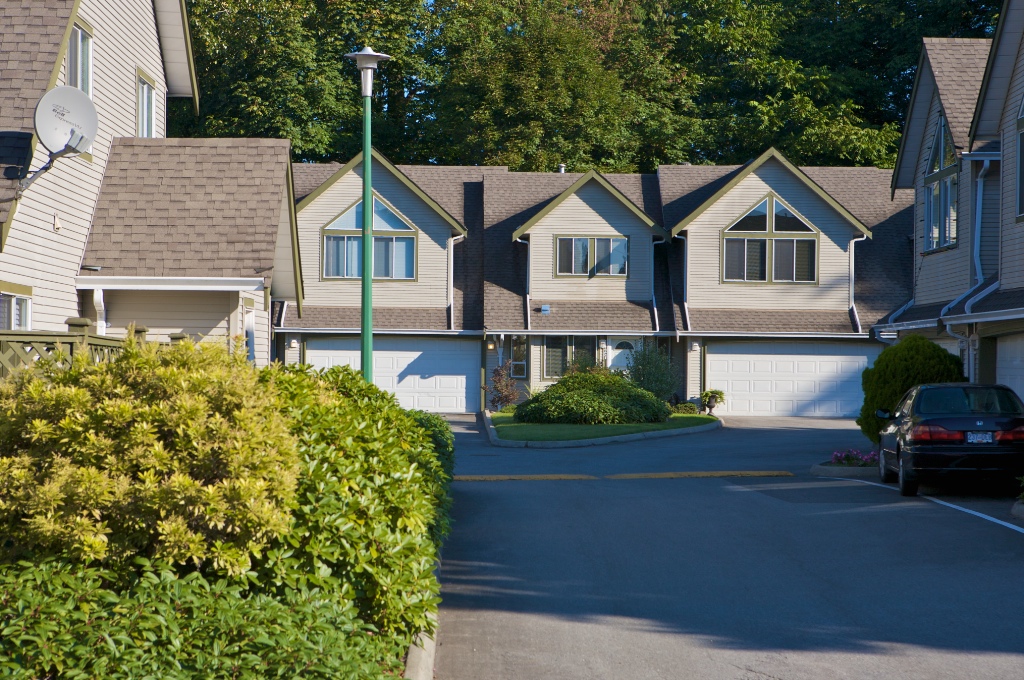 20888 McKinney Avenue, Northwest Maple Ridge - Image
