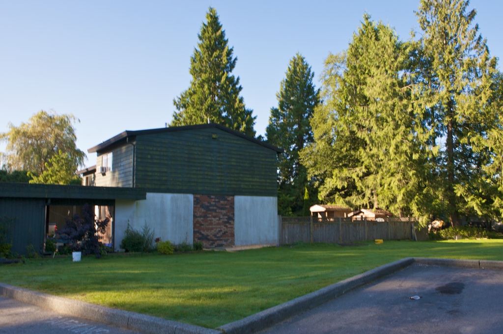 12101 - 12136 Schmidt Crescent, Northwest Maple Ridge - Image