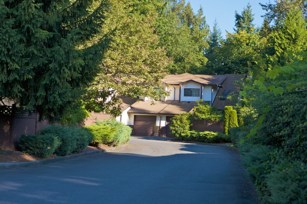 12227 Skillen Street, Northwest Maple Ridge - Image