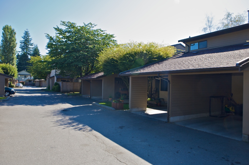 20653 Thorne Avenue, Southwest Maple Ridge - Image