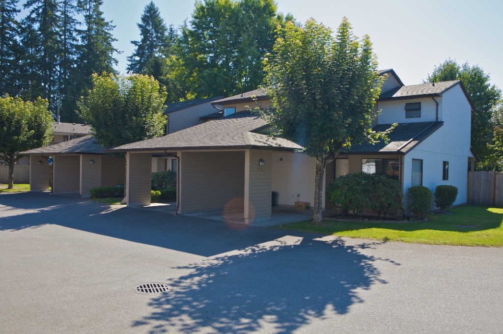 20681 Thorne Avenue, Southwest Maple Ridge - Image