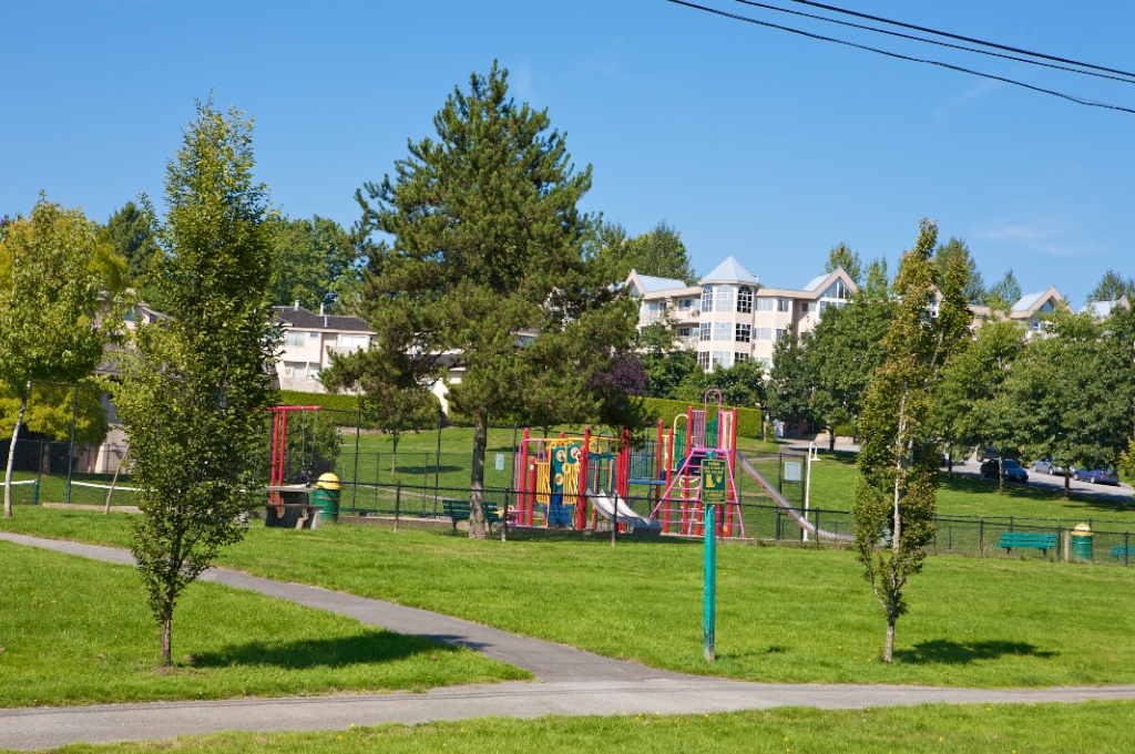 11578 225 Street, East Central - Image