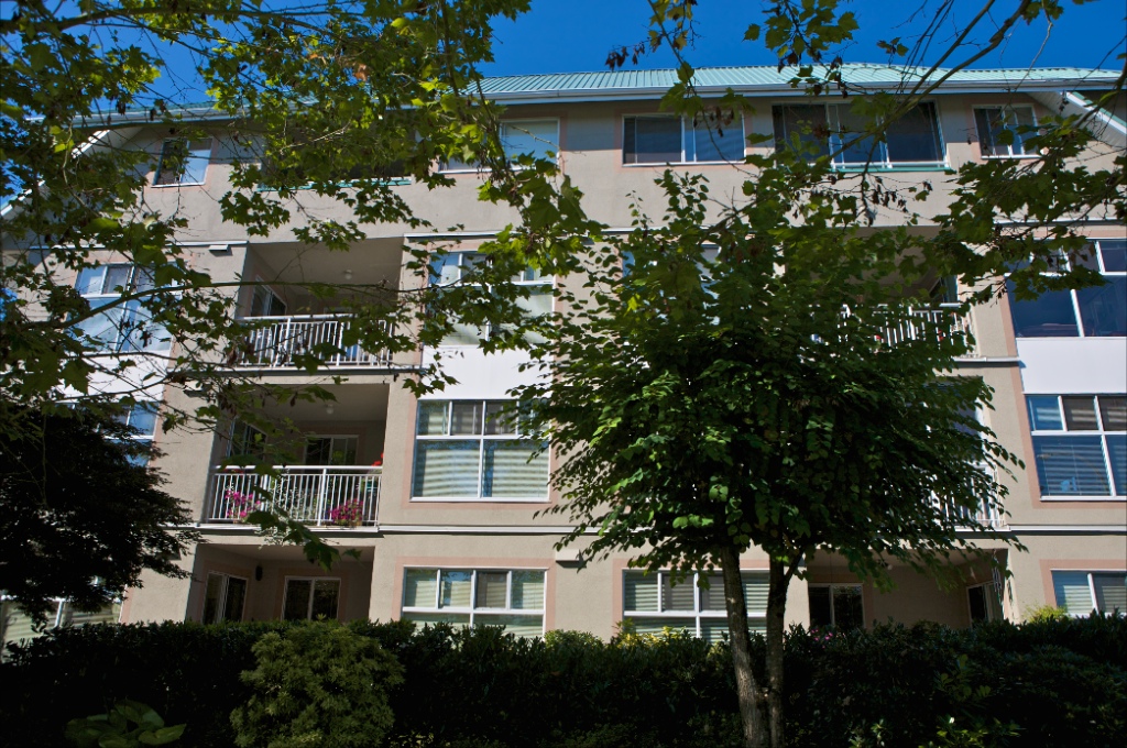 11609 227 Street, East Central - Image