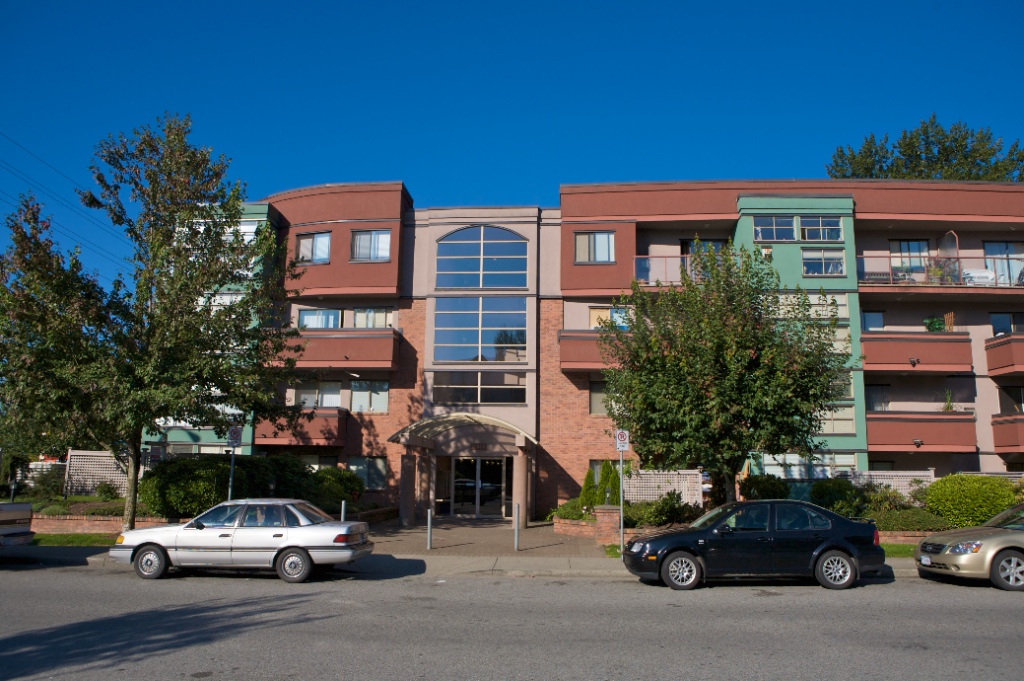 12025 207A Street, Northwest Maple Ridge - Image
