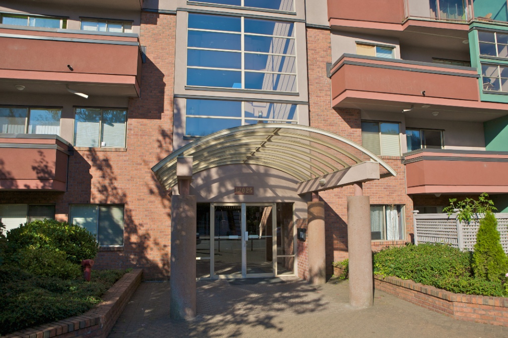 12025 207A Street, Northwest Maple Ridge - Image