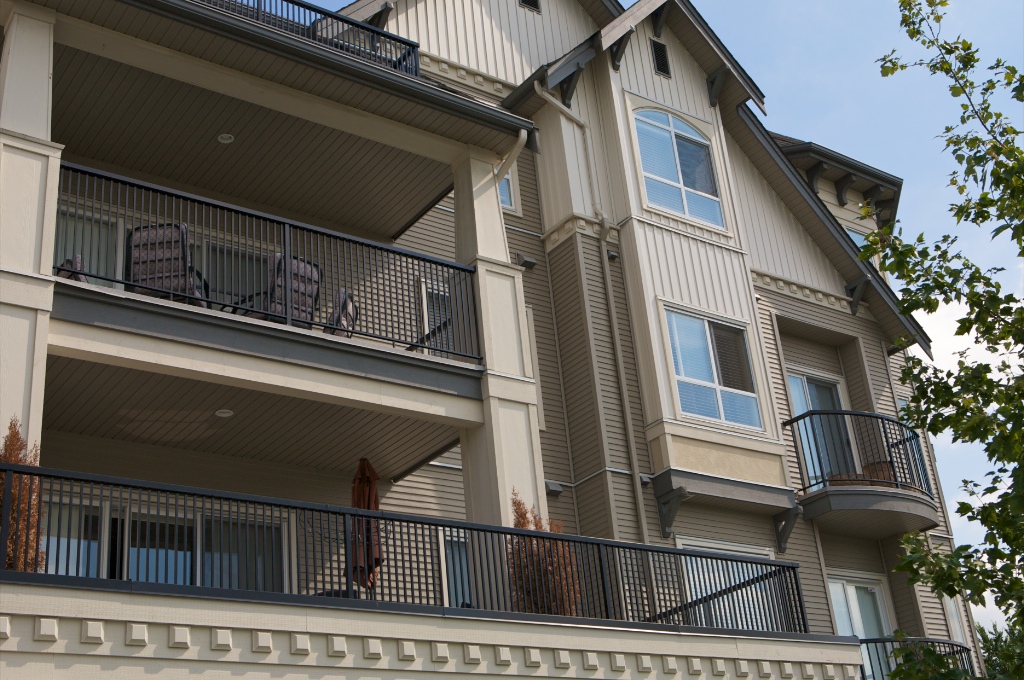 12090 227 Street, East Central - Image