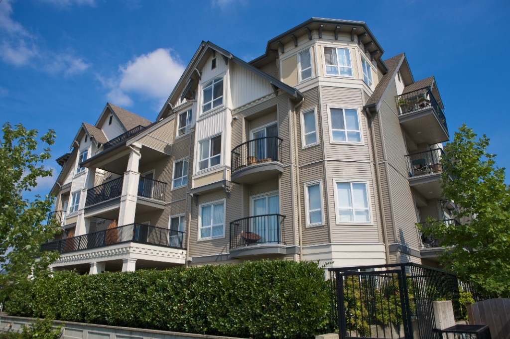 12090 227 Street, East Central - Image
