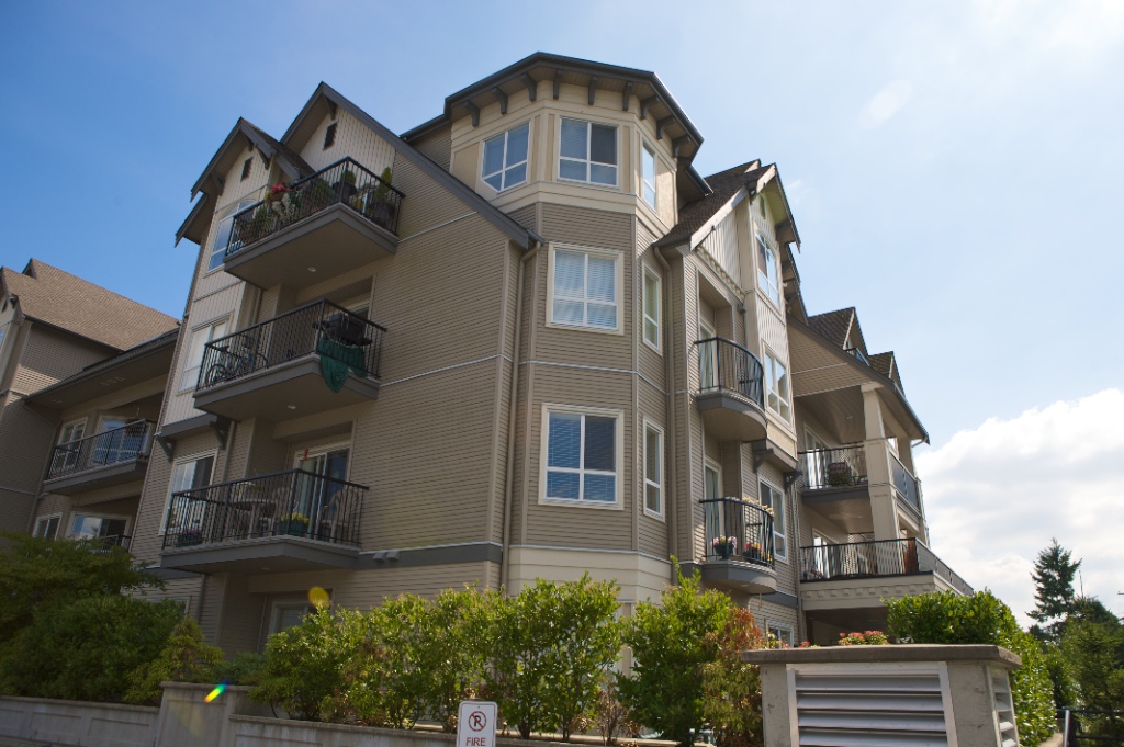 12090 227 Street, East Central - Image