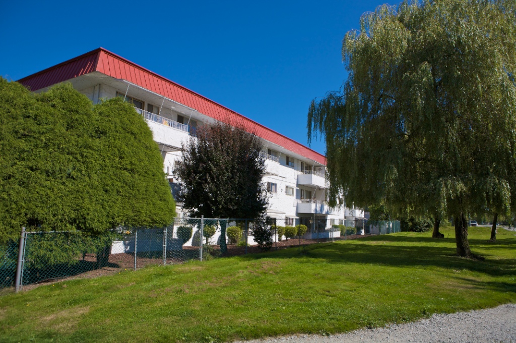 12096 222 Avenue, West Central - Image
