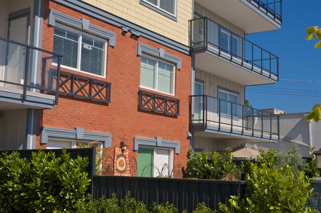 22363 Selkirk Avenue, West Central - Image